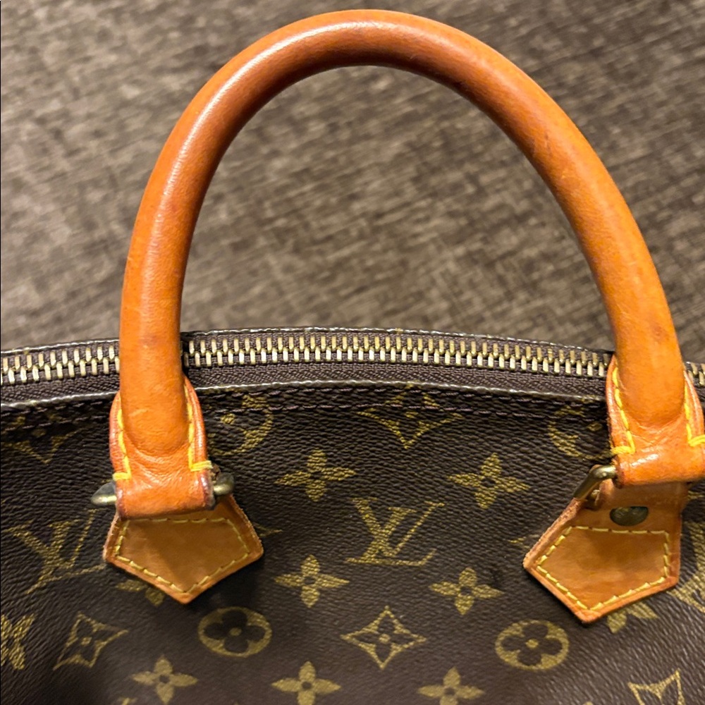 Authentic  Louis Vuitton Speedy 25 - Picture 9 of 15